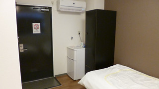 ツインルーム 専用バスルーム付 (201)