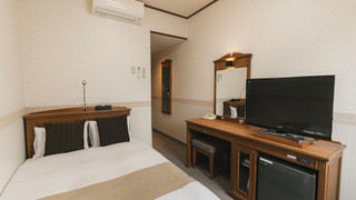 ベーシック ルーム ダブルベッド 1 台 禁煙