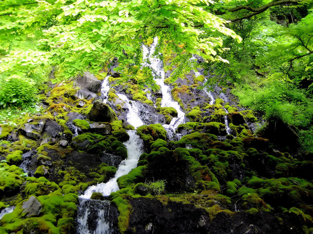 オンネトー湯の滝
