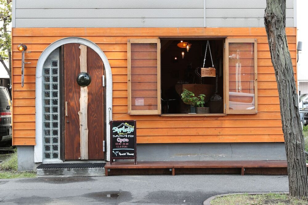 すすきのにある「都会の山小屋」がテーマのゲストハウス4086702