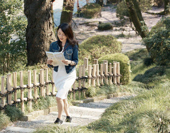 woman traveling alone