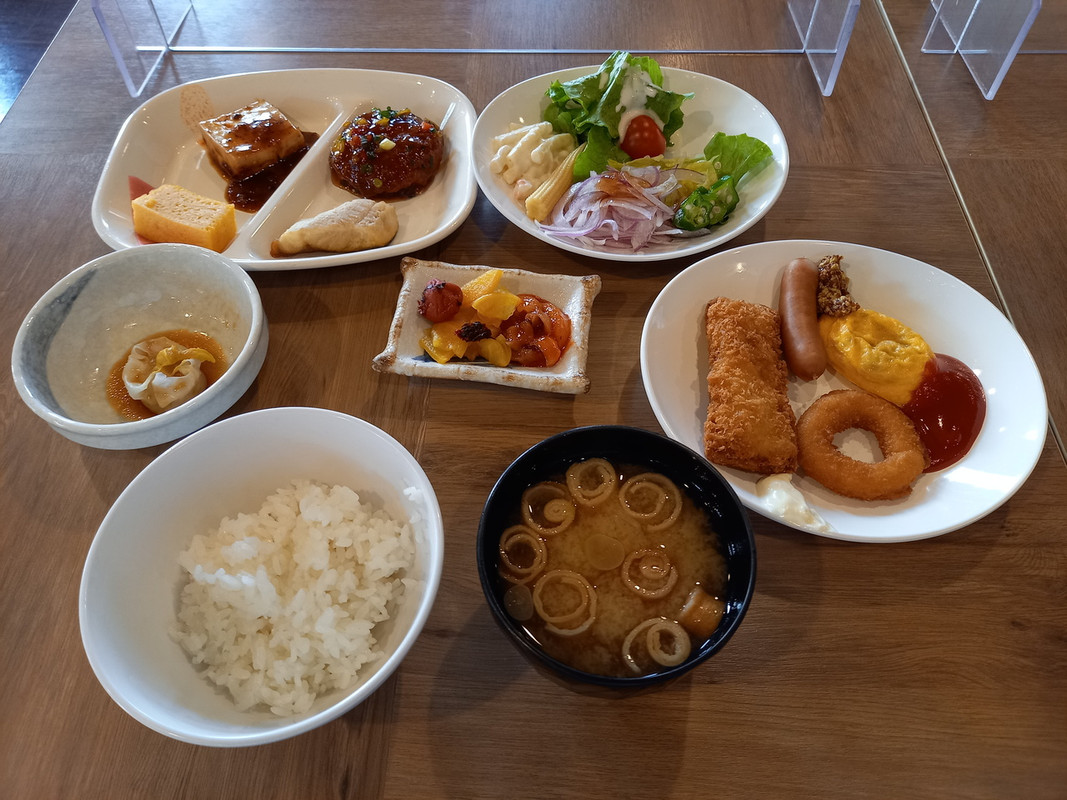 朝食オールスターズです