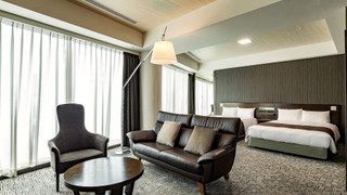 【禁煙】ジュニアスイート/61㎡/140㎝幅ベッド×2台