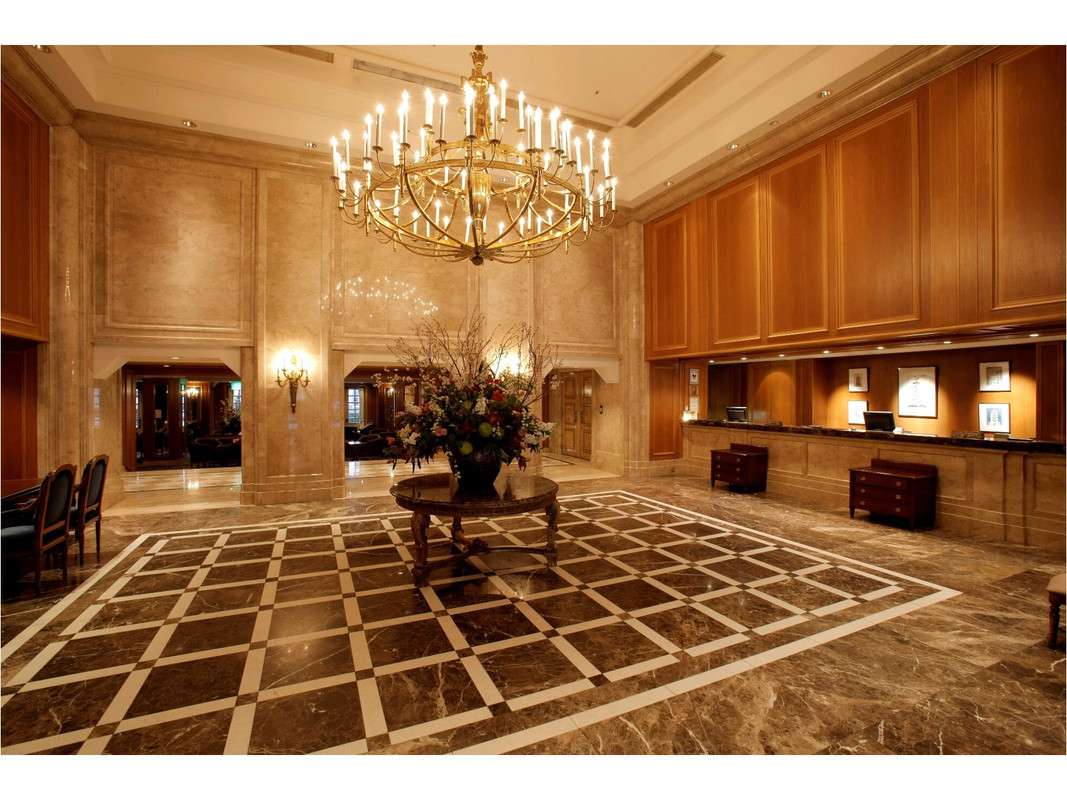 タワー館ロビー(1)