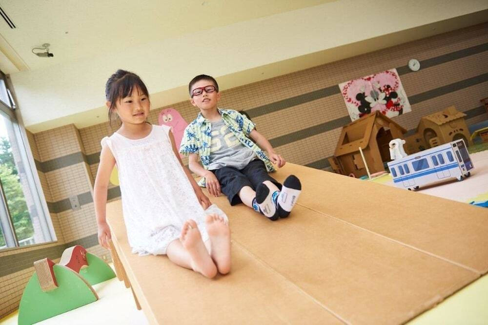 子供用の遊び場 - 屋内
