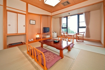 展望露天風呂やお部屋から、田沢湖を一望できる高原のホテル3527963
