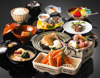 4.冬の三大味覚を味わうも良し、蟹三昧も良し「料理旅館 金沢茶屋」4242091