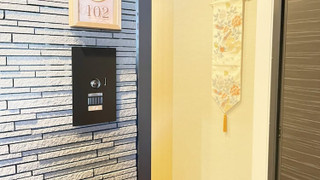 スーペリア フォースルーム 102号室 禁煙  (ソファベッド用の寝具は部屋に常備していない為 事前にリクエストが必要)