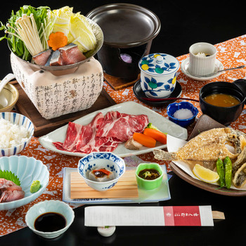 露天風呂付き客室でゆったり家族団らん3412514