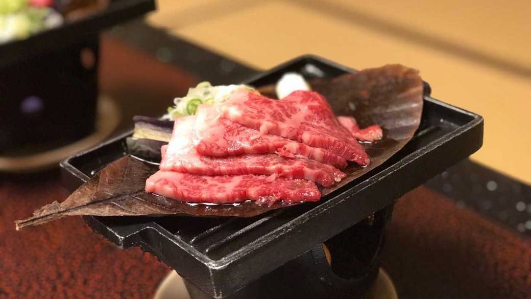 海の幸を盛り込んだ
地元産にこだわった会席 / 4