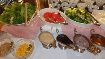 食事・飲み物 / 3