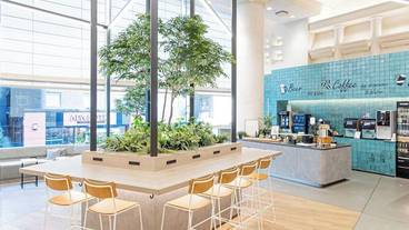 ロビーラウンジ / 16