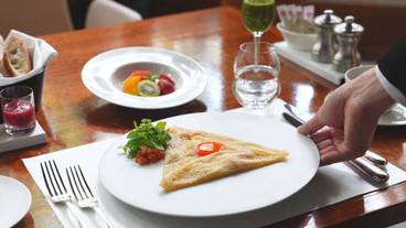 コース仕立ての朝食② / 2