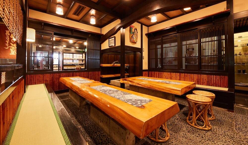 お土産を買ってから
早めにチェックアウト / 1