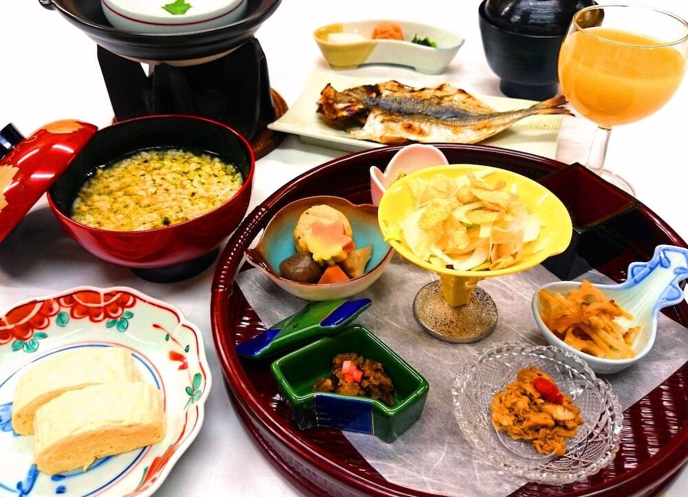 朝食