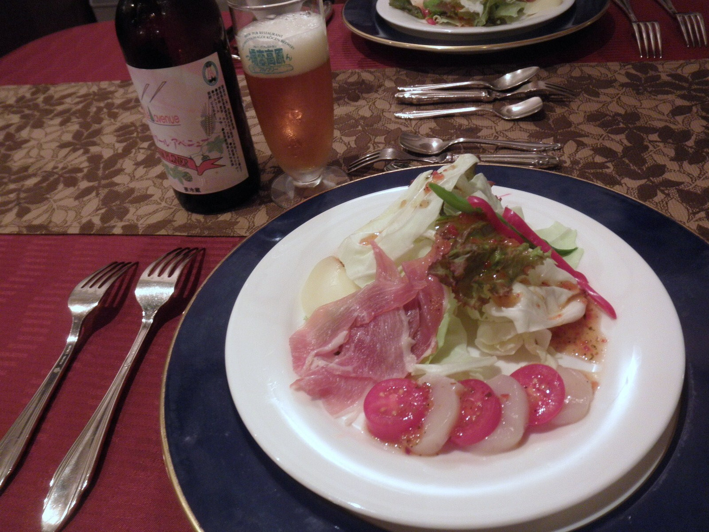 「プチホテル　エトワール・アベニュー」 料理 16204571 嬬恋キャベツと生ハムとホタテのサラダ