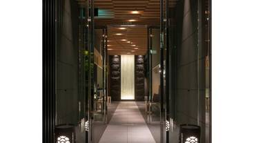 施設の入り口 / 22