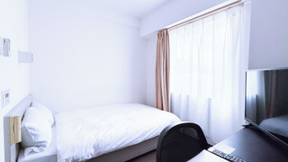 セミダブルルーム 喫煙可