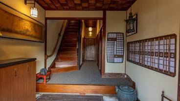 内部エントランス / 3