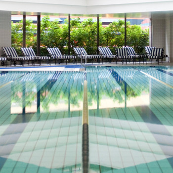 ラグジュアリーホテルで過ごす贅沢時間3658531