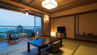 シャワーブース付和室8畳