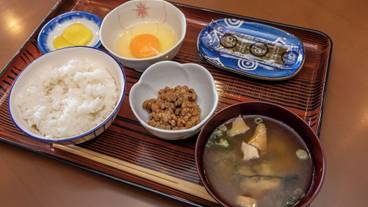 食事・飲み物 / 3