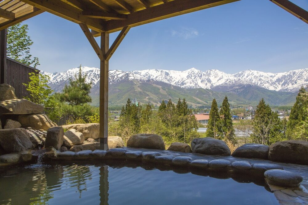 白馬の特等席。大パノラマ風呂「天神の湯」3475334