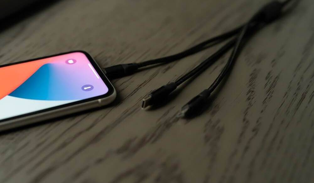 携帯充電器も完備 / 5