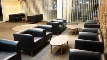 ロビーラウンジ / 37