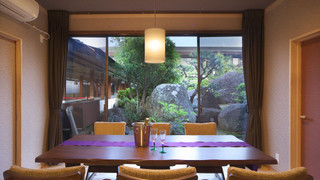 露天風呂付客室 笛吹