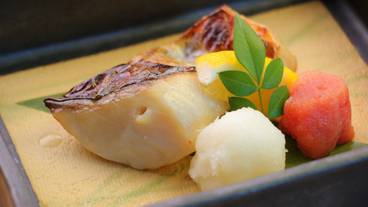 食事・飲み物 / 1