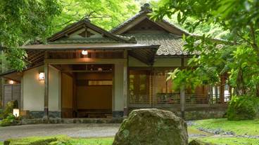 施設の入り口 / 21