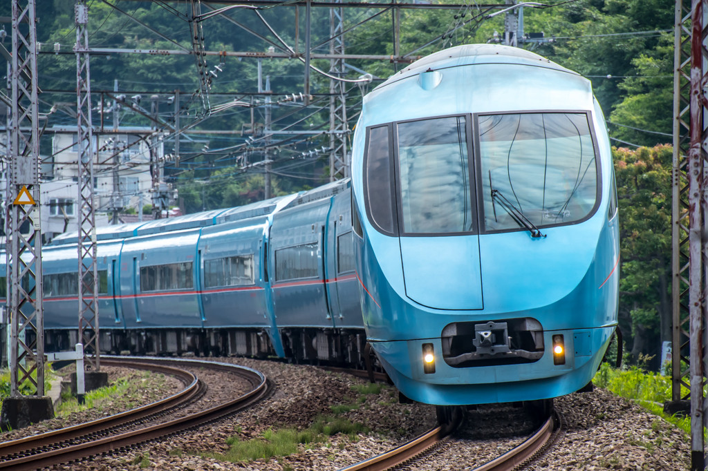 知ってましたか？大晦日から元旦までの電車は終夜運転1396802