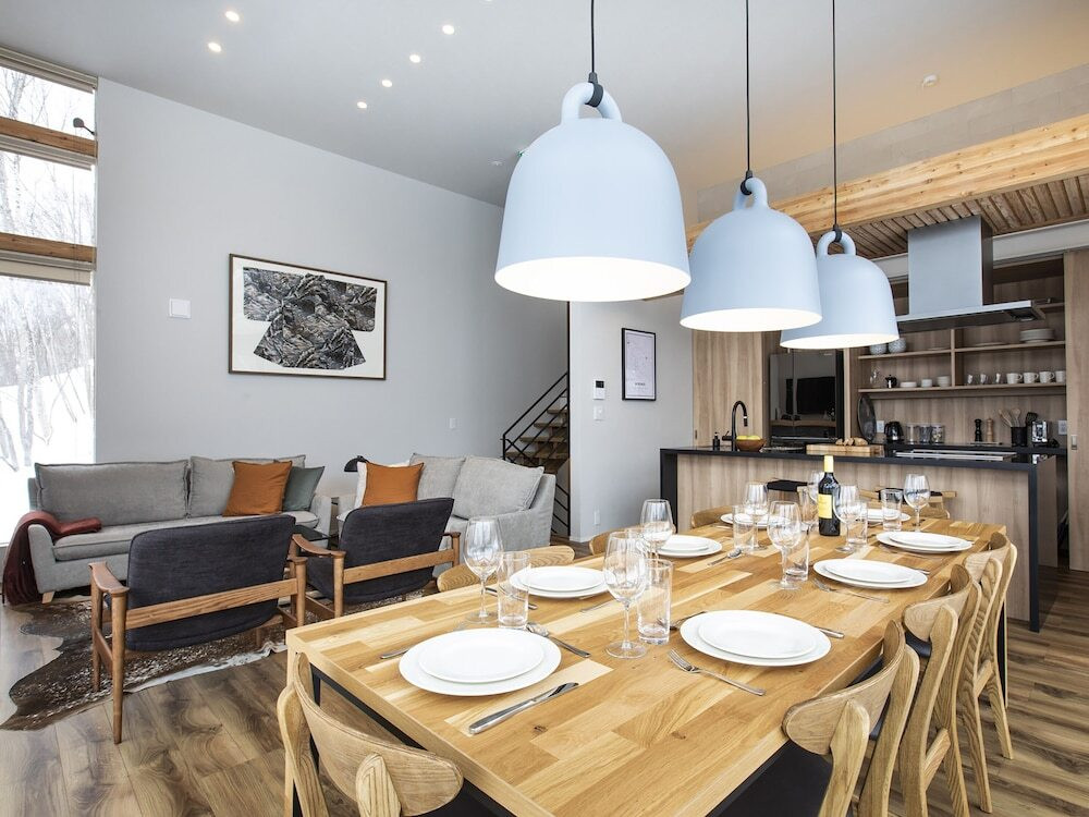 客室内のダイニングエリア