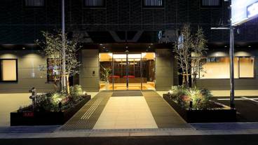 施設の入り口 / 8