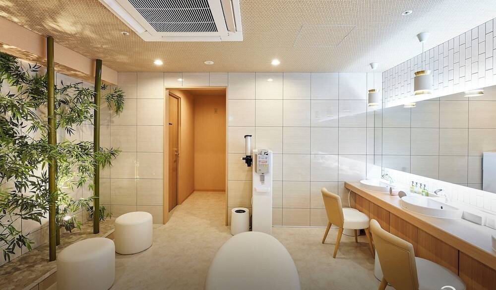 女性浴場 パウダールーム / 3