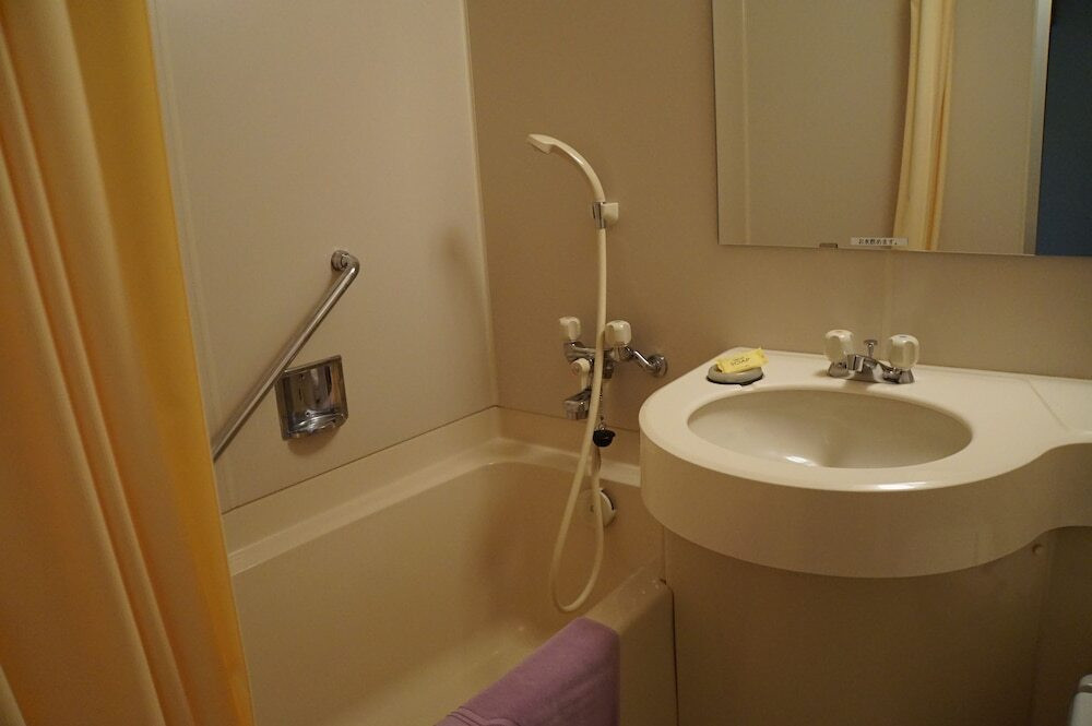 バスルームのシャワー