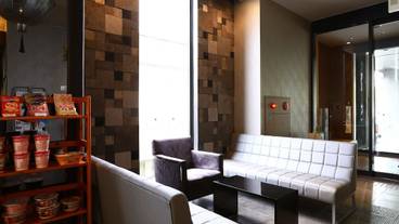 ロビー応接スペース / 6