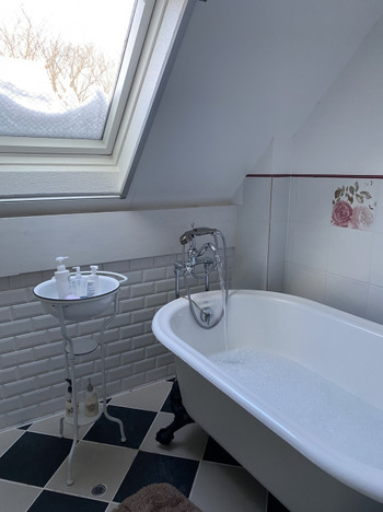 お風呂は貸切ジャグジー♡ブリティッシュテイストの滞在を堪能して4065298