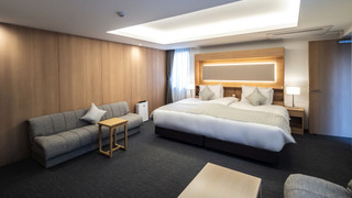 ファミリースイート キングルーム,デュベ 2枚,すりガラス,禁煙