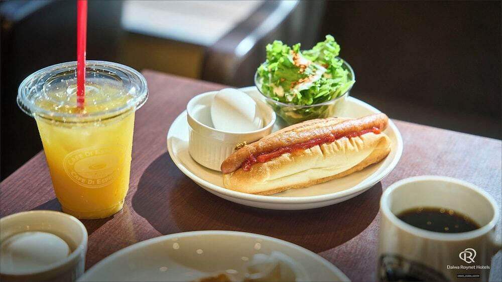 朝食