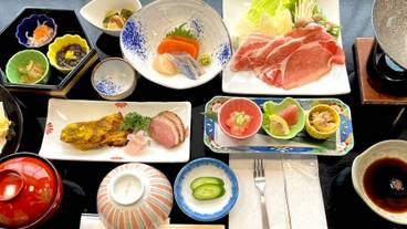 食事・飲み物 / 7