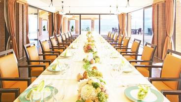 屋内結婚式場 / 5
