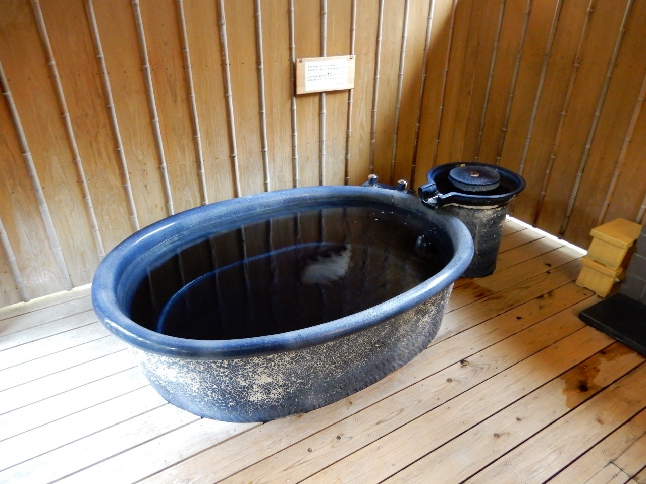 2種類の源泉が楽しめる落ち着いた和風宿4020572