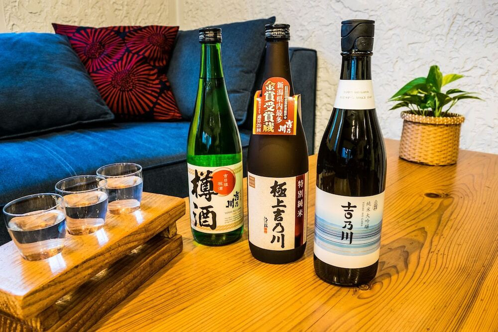 客室内のダイニングエリア