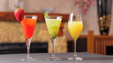 食事・飲み物 / 16