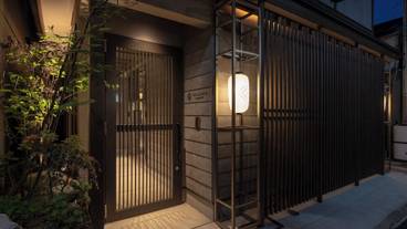 施設の入り口 / 10