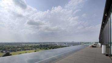 インフィニティ プール / 15