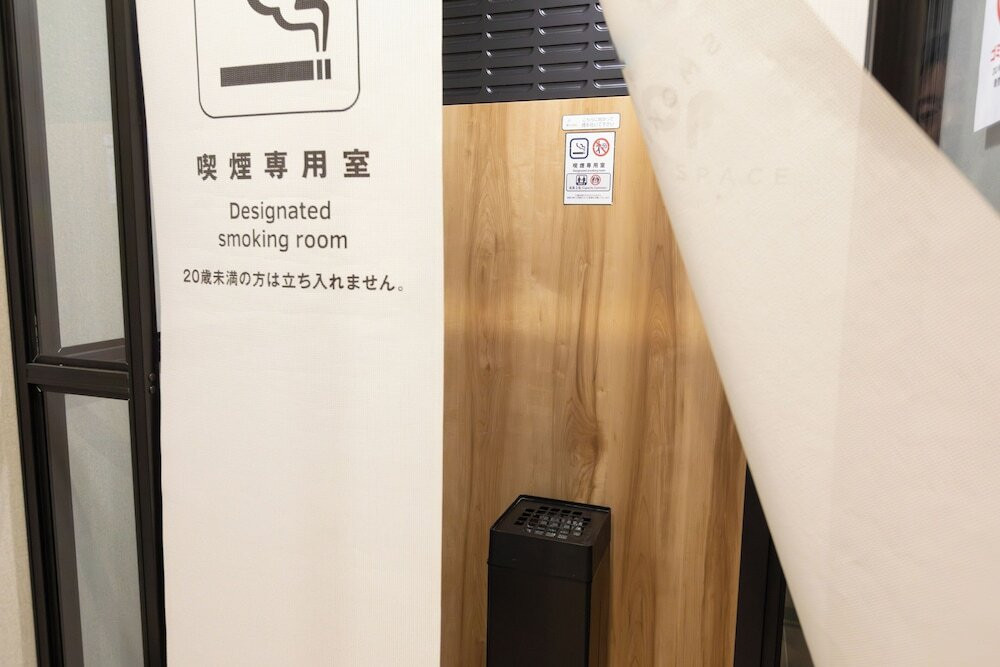フロント