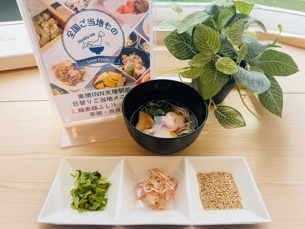 朝食